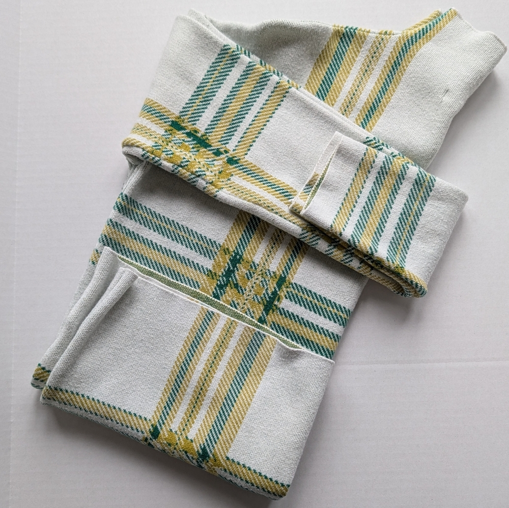 Tahari Mint Green Tweed Pouch